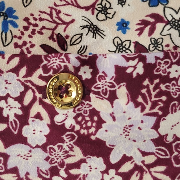 Halston blouse size medium - Picture 3 of 10